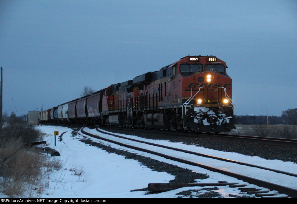 BNSF 8351 East